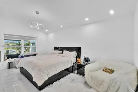 3388 SW 49th Street Hollywood FL 33312