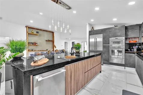 3388 SW 49th Street Hollywood FL 33312