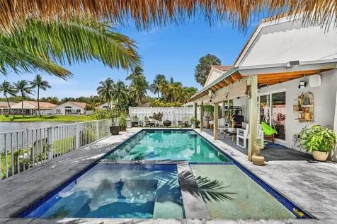 3388 SW 49th Street Hollywood FL 33312
