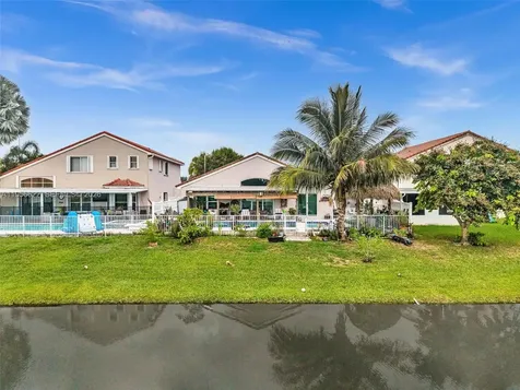3388 SW 49th Street Hollywood FL 33312