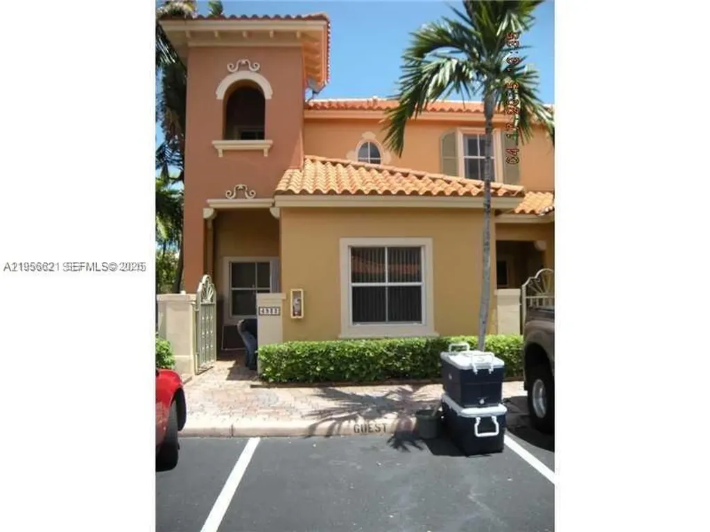 4932 Windward Way Dania Beach FL 33312
