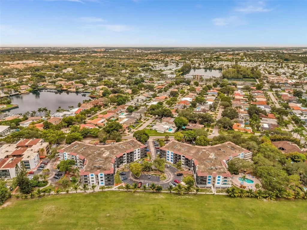 3800 N Hills Drive Hollywood FL 33021