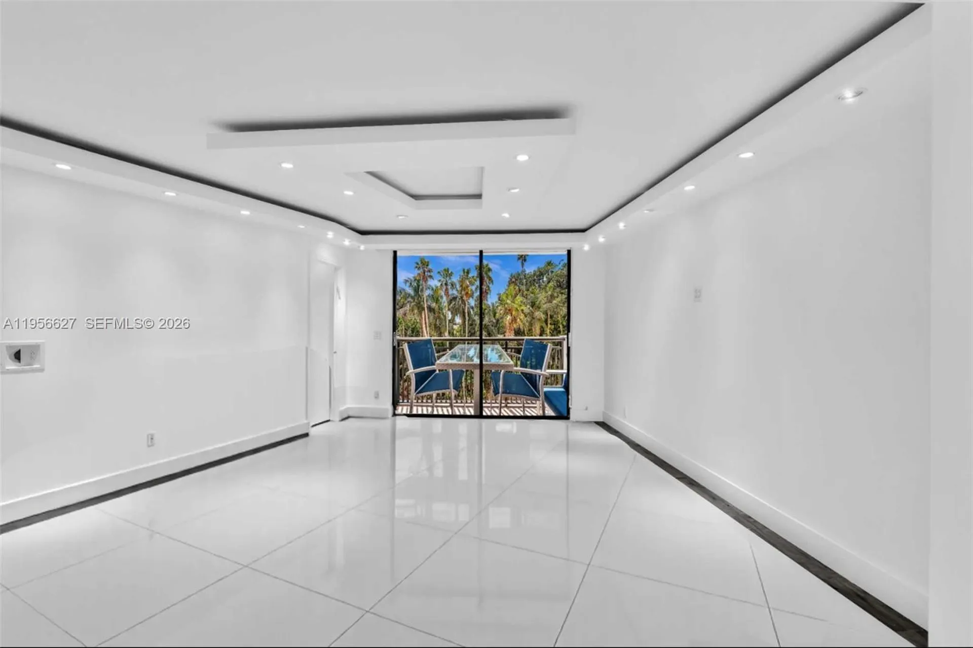 3800 N Hills Drive Hollywood FL 33021
