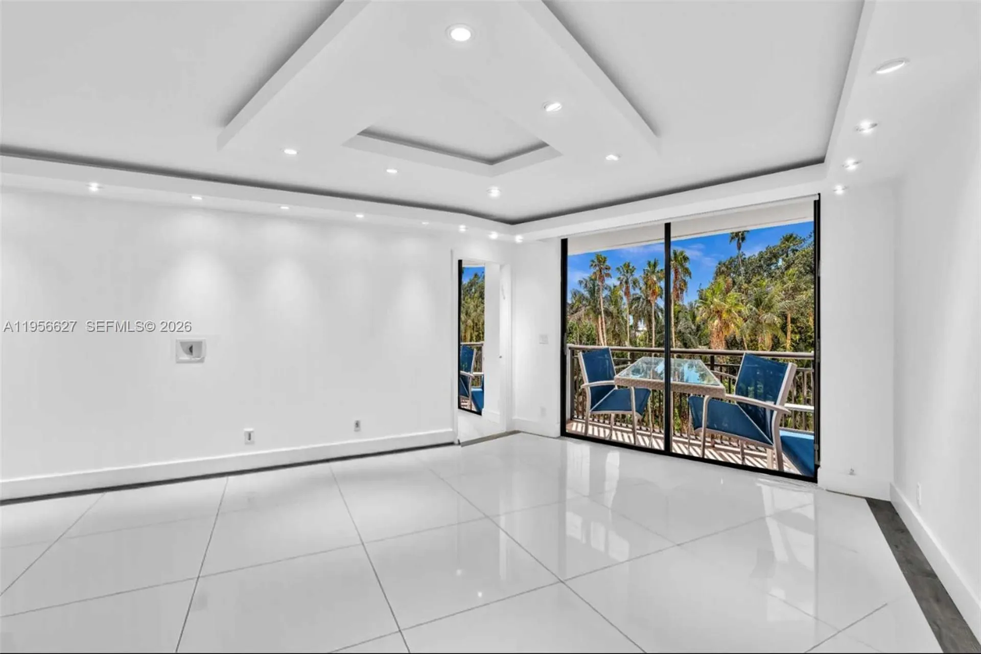 3800 N Hills Drive Hollywood FL 33021