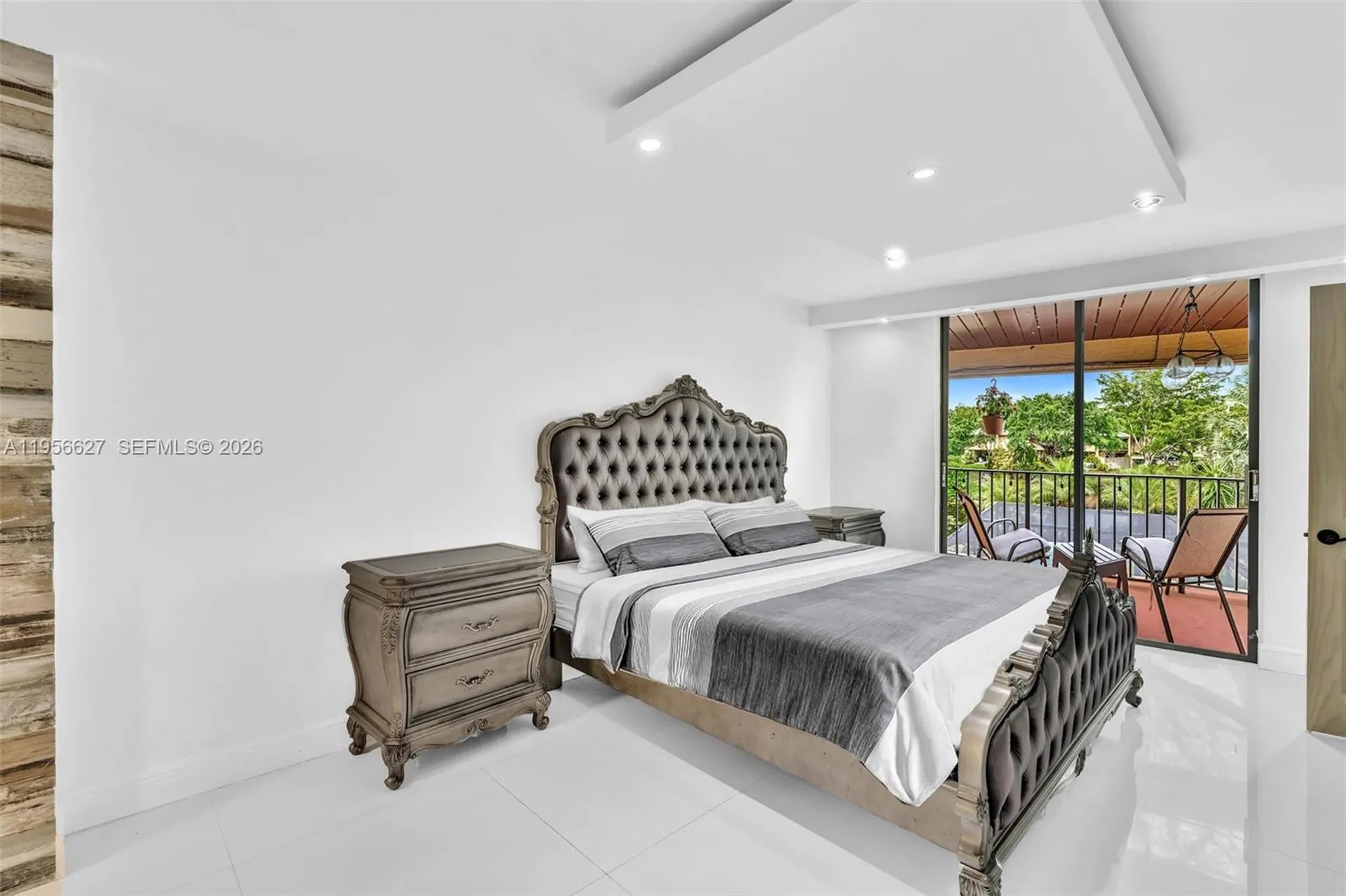 3800 N Hills Drive Hollywood FL 33021