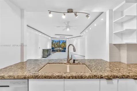 3800 N Hills Drive Hollywood FL 33021