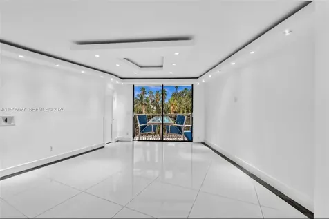 3800 N Hills Drive Hollywood FL 33021