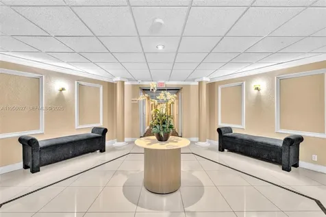 3800 N Hills Drive Hollywood FL 33021