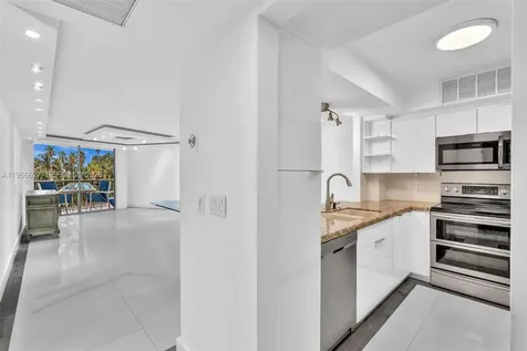 3800 N Hills Drive Hollywood FL 33021
