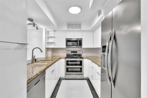 3800 N Hills Drive Hollywood FL 33021