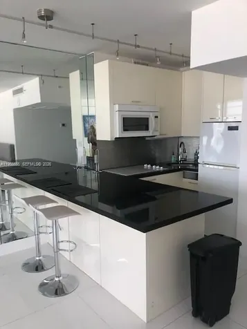 100 Lincoln Road Miami Beach FL 33139