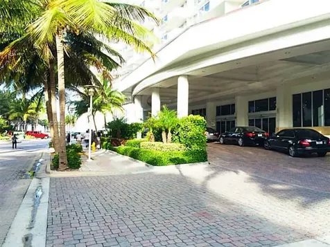 100 Lincoln Road Miami Beach FL 33139