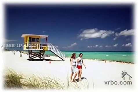 100 Lincoln Road Miami Beach FL 33139