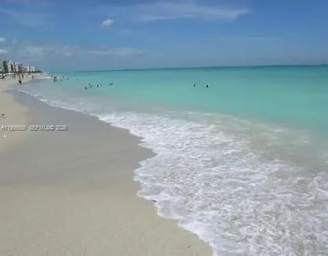 100 Lincoln Road Miami Beach FL 33139