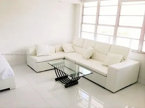 100 Lincoln Road Miami Beach FL 33139