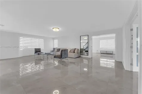 11824 SW 43rd Court Davie FL 33330