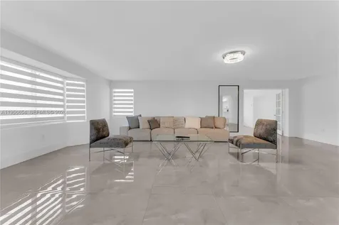 11824 SW 43rd Court Davie FL 33330