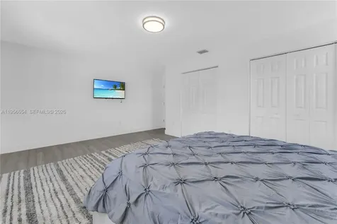 11824 SW 43rd Court Davie FL 33330