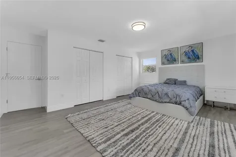 11824 SW 43rd Court Davie FL 33330