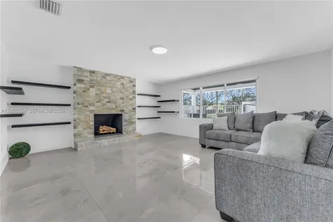 11824 SW 43rd Court Davie FL 33330