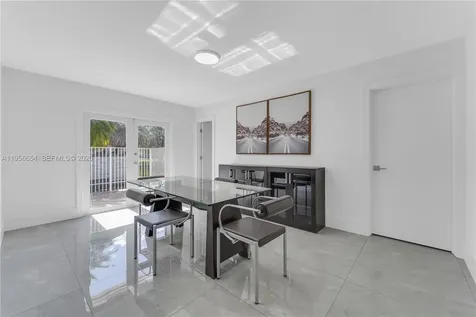 11824 SW 43rd Court Davie FL 33330
