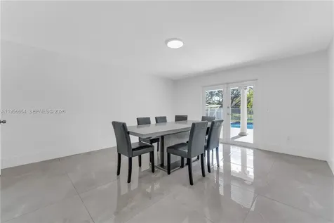 11824 SW 43rd Court Davie FL 33330