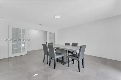 11824 SW 43rd Court Davie FL 33330