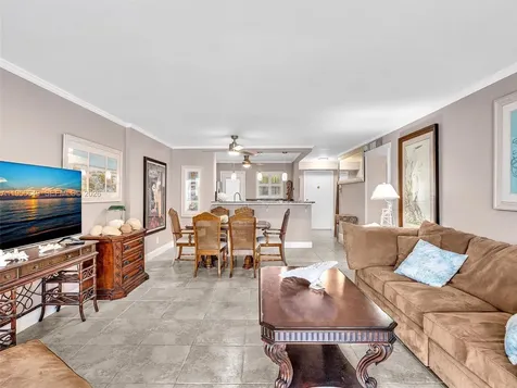 201 SE 11th Terrace Dania FL 33004