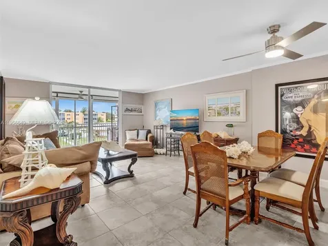 201 SE 11th Terrace Dania FL 33004