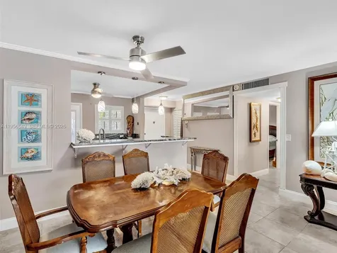 201 SE 11th Terrace Dania FL 33004