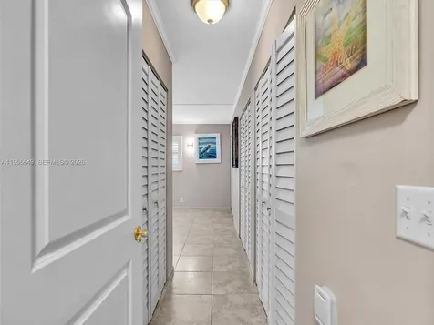201 SE 11th Terrace Dania FL 33004