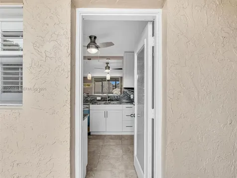 201 SE 11th Terrace Dania FL 33004