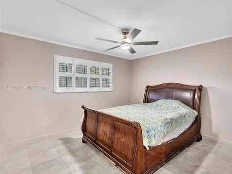 201 SE 11th Terrace Dania FL 33004