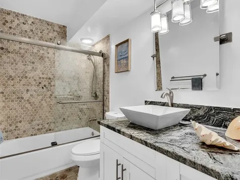 201 SE 11th Terrace Dania FL 33004