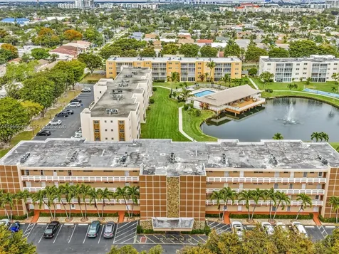 201 SE 11th Terrace Dania FL 33004