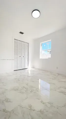 1013 NW 1st Avenue Hallandale Beach FL 33009