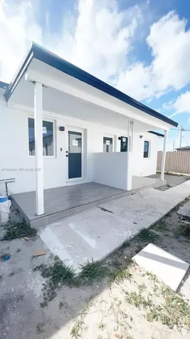 1013 NW 1st Avenue Hallandale Beach FL 33009
