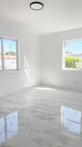 1013 NW 1st Avenue Hallandale Beach FL 33009
