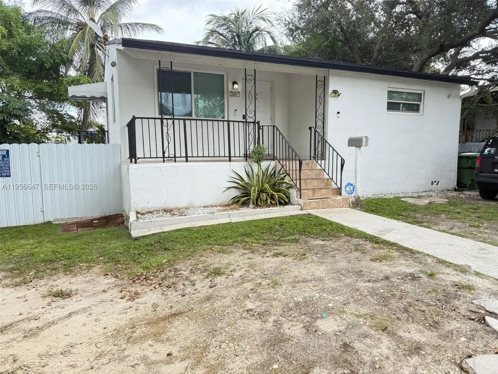 707 SW 8th Avenue Hallandale Beach FL 33009