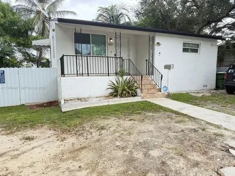 707 SW 8th Avenue Hallandale Beach FL 33009