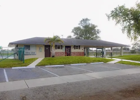 304 NW 30th Court Pompano Beach FL 33064