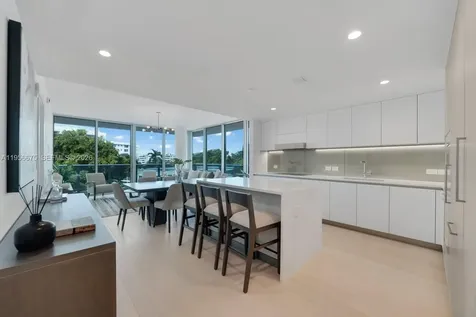 9221 E Bay Harbor Drive Bay Harbor Islands FL 33154
