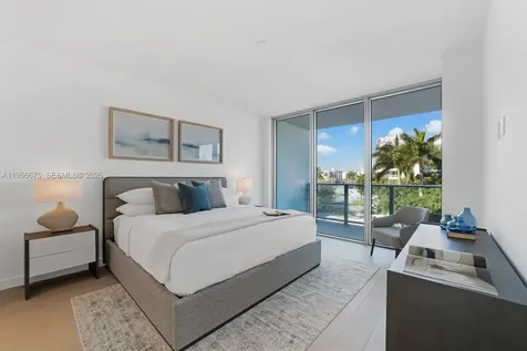 9221 E Bay Harbor Drive Bay Harbor Islands FL 33154
