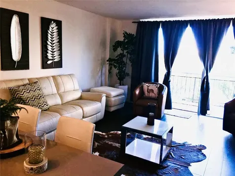 11111 Biscayne Boulevard Miami FL 33181