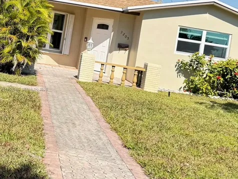 3205 Liberty Street Hollywood FL 33021