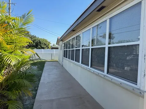 3205 Liberty Street Hollywood FL 33021
