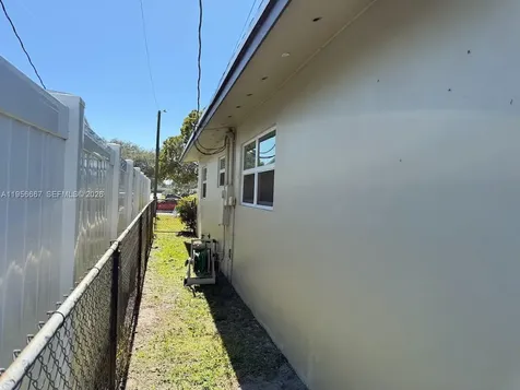 3205 Liberty Street Hollywood FL 33021
