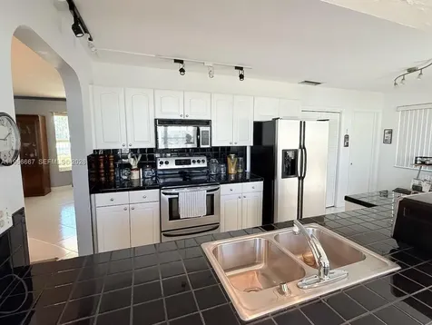 3205 Liberty Street Hollywood FL 33021