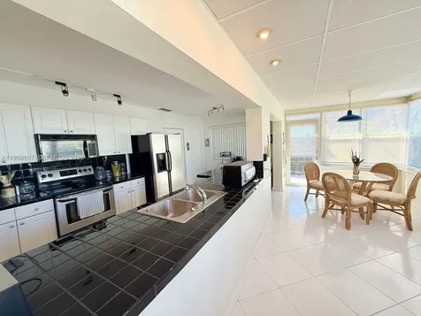 3205 Liberty Street Hollywood FL 33021