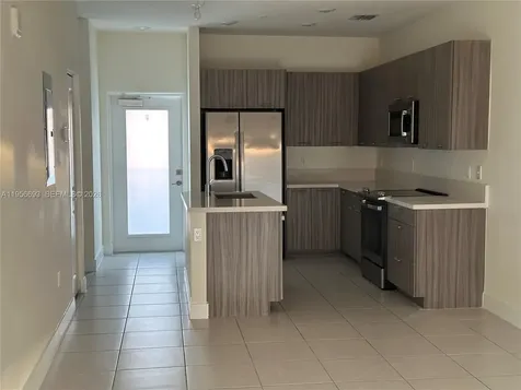 8265 NW 41 Street Doral FL 33166